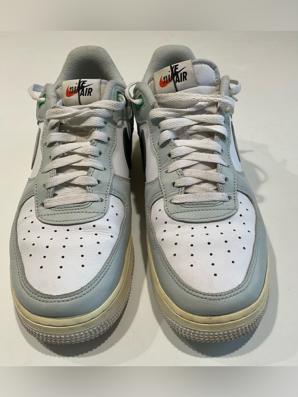 🌱🌱🌱 Nike AIR Men’s Authentic All Leather Shoes, Size 11 US